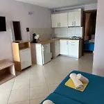 아파트 Sissy's San Antonio Thassos