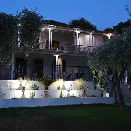 Sissy's San Antonio Thassos Apartman *