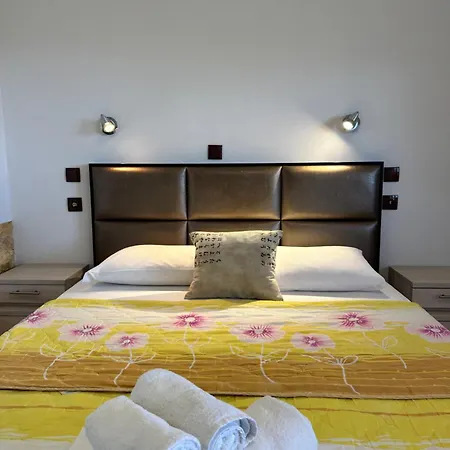 Sissy's San Antonio Thassos