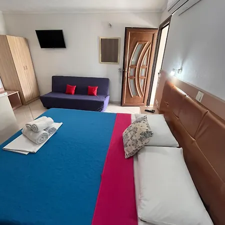 Sissy's San Antonio Thassos Potósz