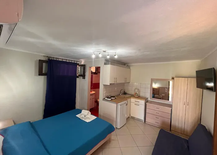 Sissy's San Antonio Thassos *