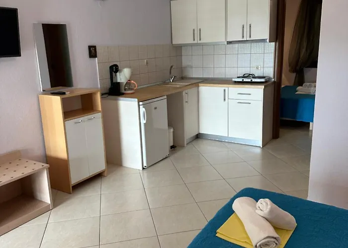 아파트 Sissy's San Antonio Thassos