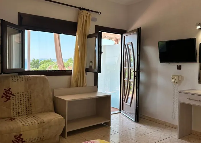 Sissy's San Antonio Thassos